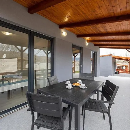 Silesia Camp Apartmán *