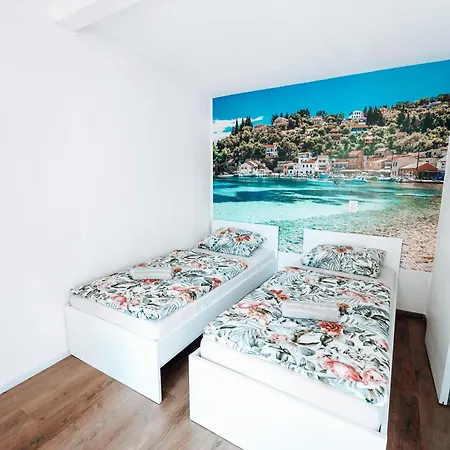 Silesia Camp Appartamento Donji Karin