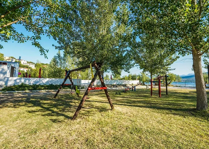 Silesia Camp Apartman Donji Karin